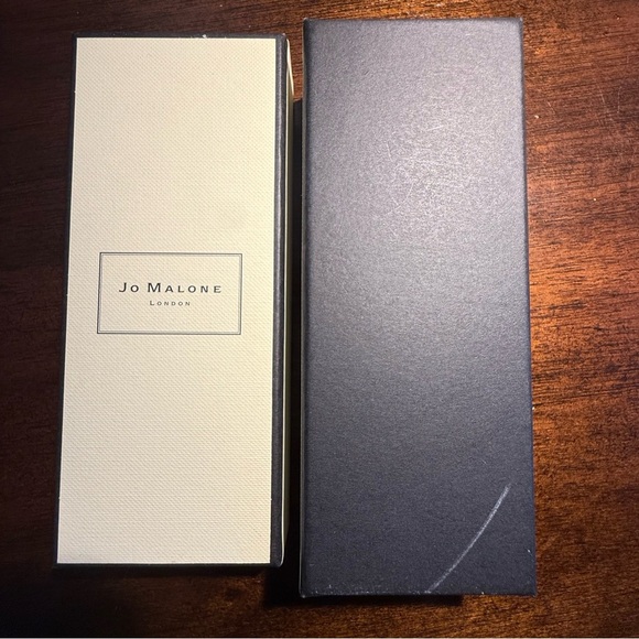 Jo Malone empty perfume box for 30ml size bottle - Picture 2 of 6